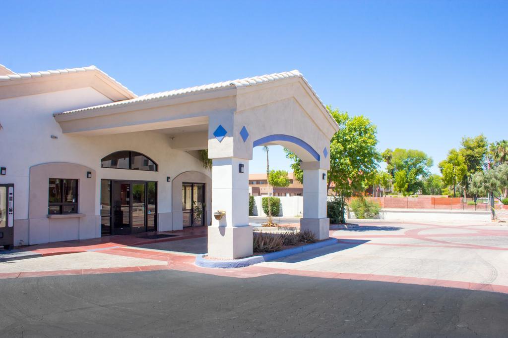 Apache Inn Tempe Bagian luar foto