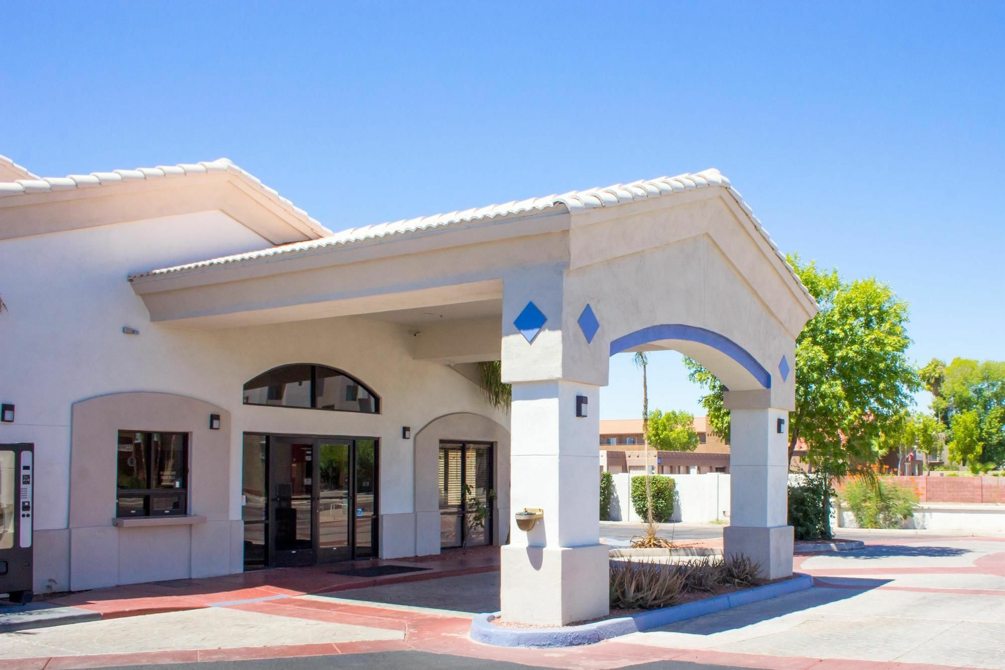 Apache Inn Tempe Bagian luar foto
