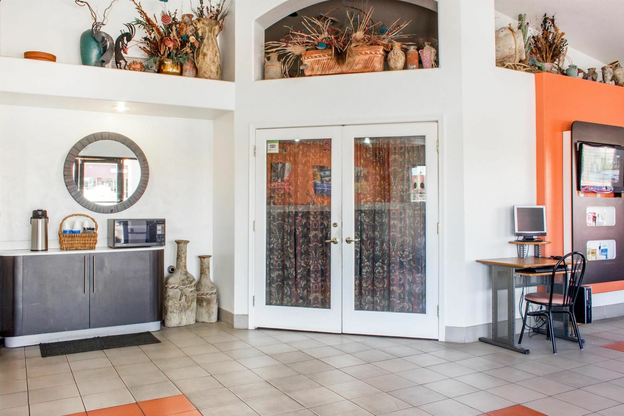 Apache Inn Tempe Bagian luar foto